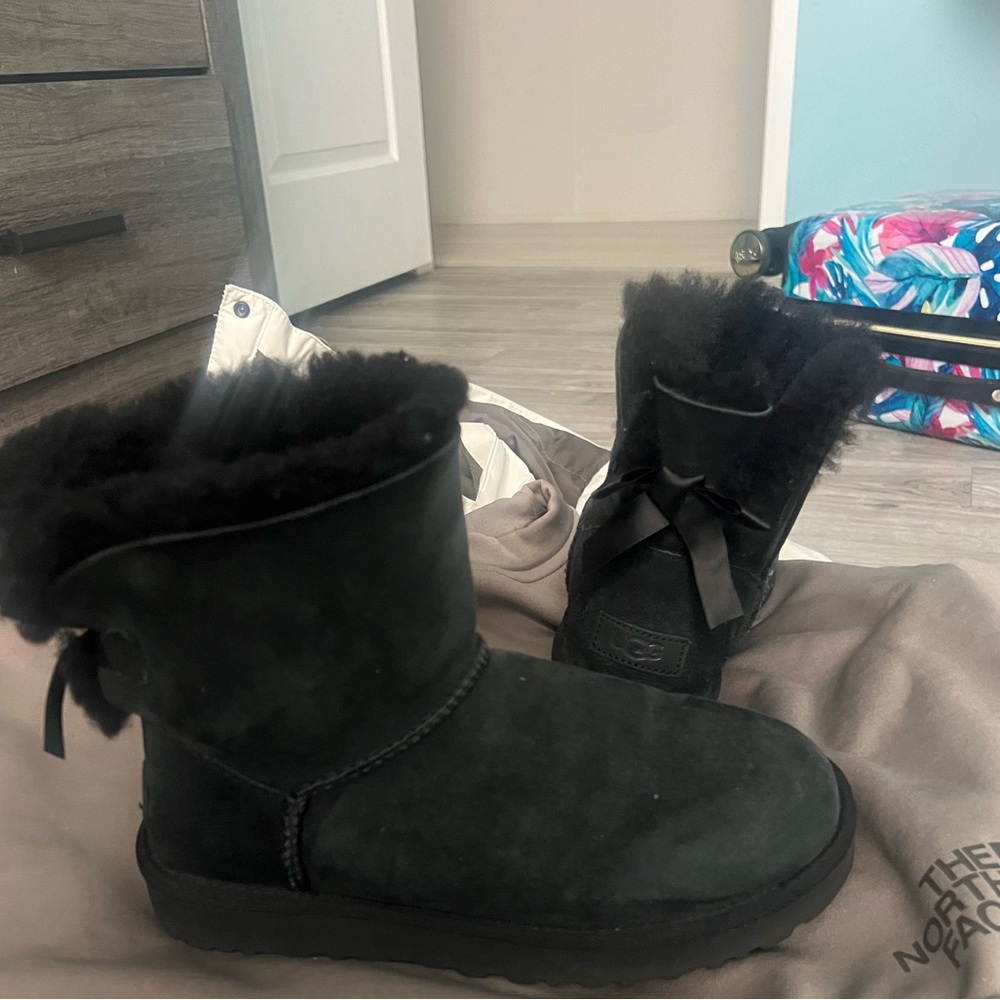 Ugg Mini Bailey Bow - image 1
